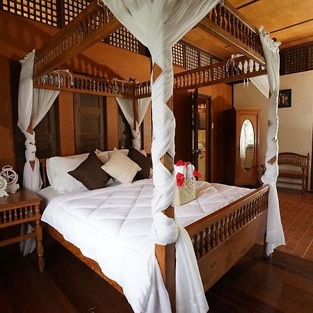 Plantacion Isabelle Villa Taal Ngoại thất bức ảnh